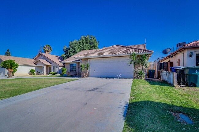 Building Photo - 4005 Asino Ave