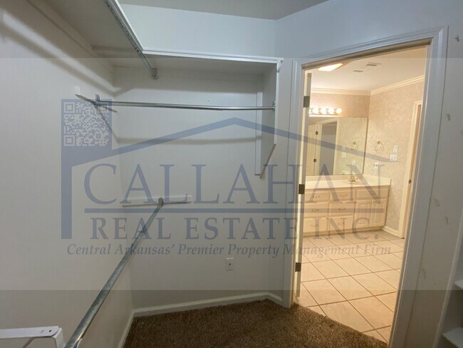 Building Photo - 158 Ridgeland Dr
