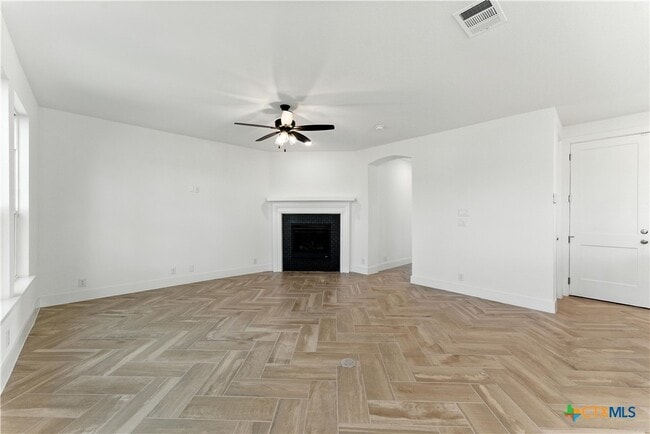 Building Photo - 1057 Easy Gruene