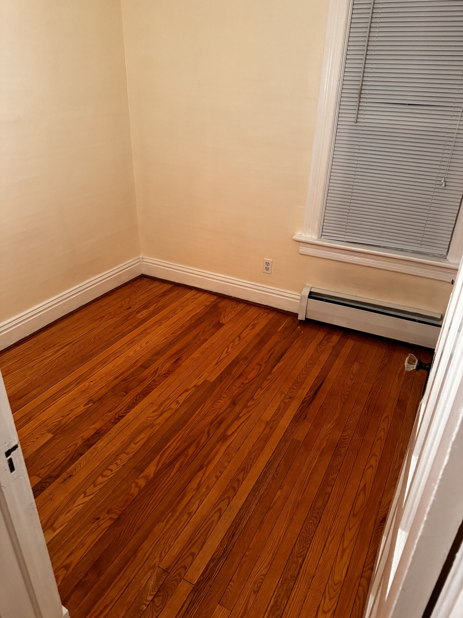 Bedroom - 1208 6th Ave