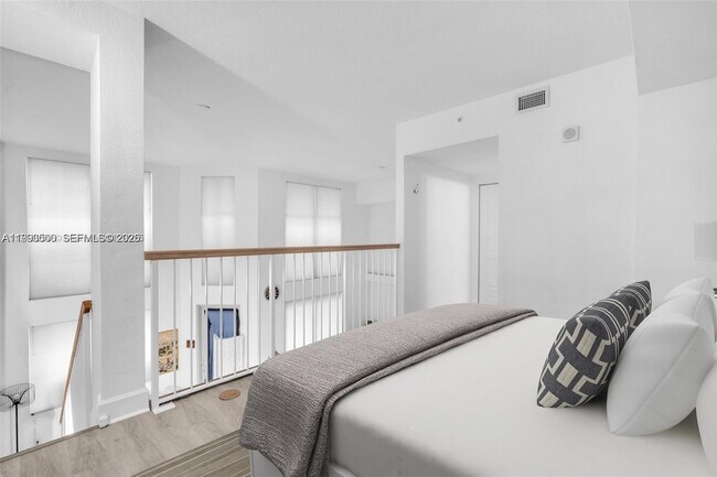 Building Photo - 1830 Radius Dr