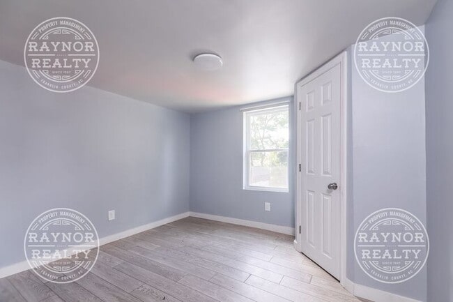 Building Photo - 1114 Branch St