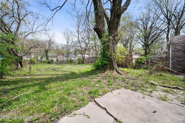 Building Photo - 223 N 37th St