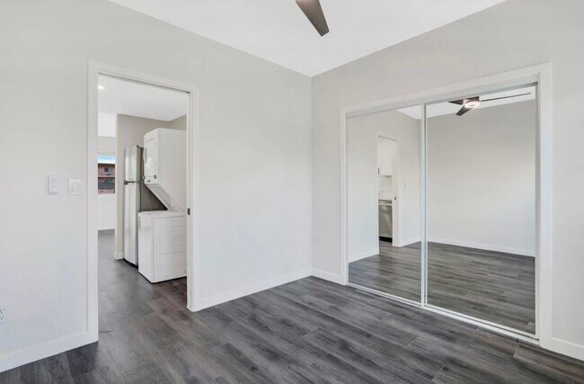 Building Photo - Beautiful Renovated 1 Bed/1 Bath w/yard