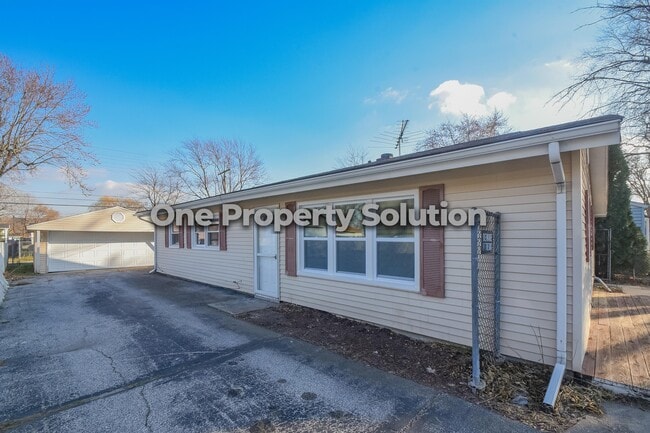 Building Photo - 6615 Rhode Island Ave