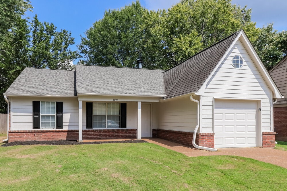 Building Photo - 7890 Hunter's Crossing