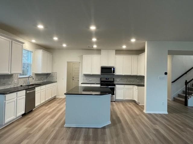 Building Photo - 4519 Avellino Dr