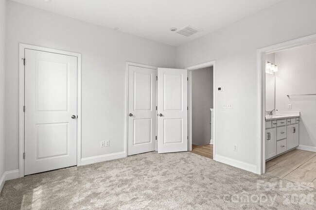 Building Photo - 120 Judson Ave