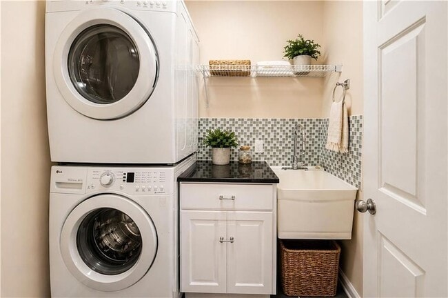 Building Photo - 4003 Caitlyn Ln