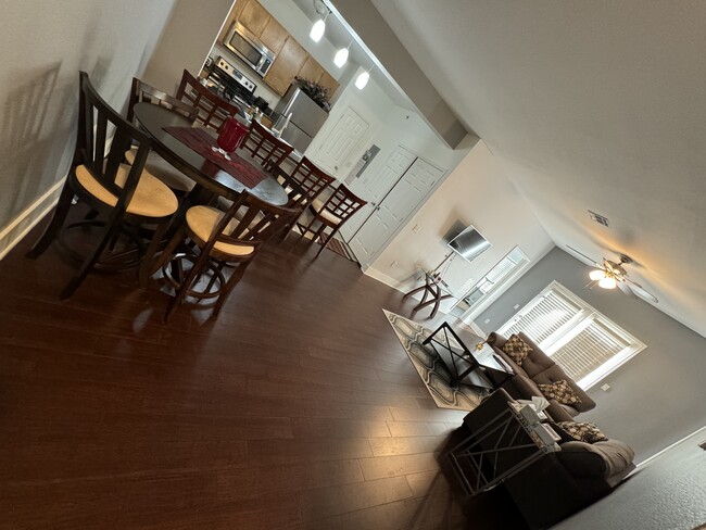 Building Photo - 2200 Classen Blvd