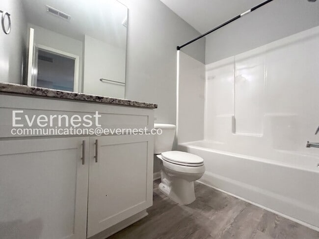 Building Photo - Modern 3-Bedroom Home in a Walkable, Bike-Friendly Community / Pet Friendly
