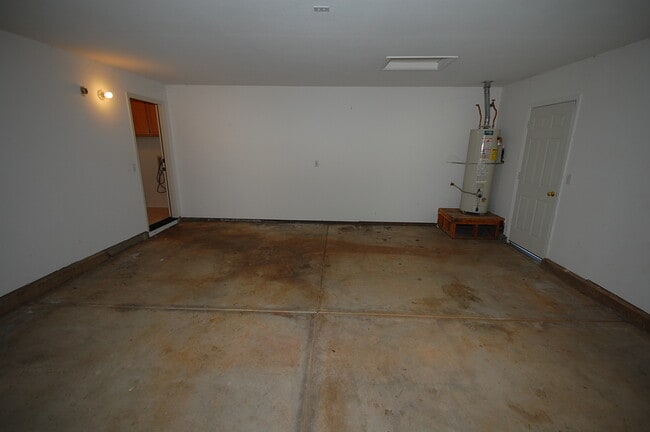 Building Photo - 120 Cottage Pl