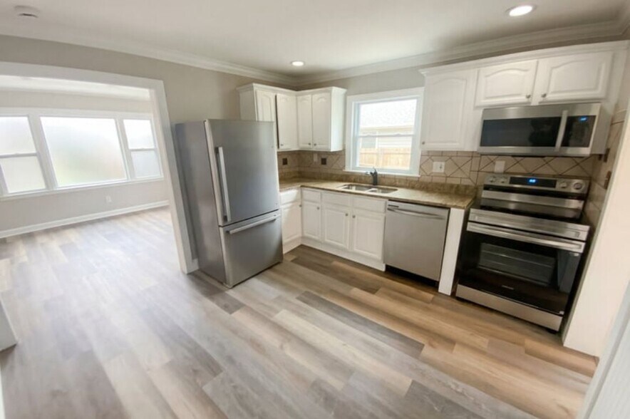 Building Photo - 2122 Kilborne Dr