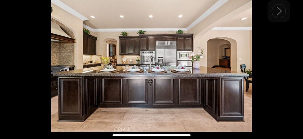 Building Photo - 19668-19663 Three Oaks Ln