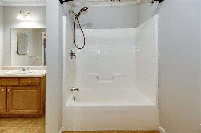 Building Photo - 6057 Gaines Ferry Rd