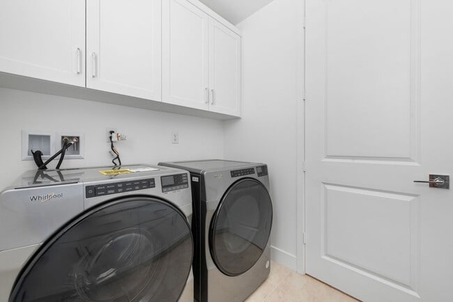 Building Photo - 408 Treble: Modern 4BR + Loft in Great Park, Irvine