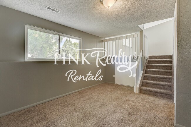 Building Photo - Cozy 3-Bedroom Home in Sunrise Ridge!