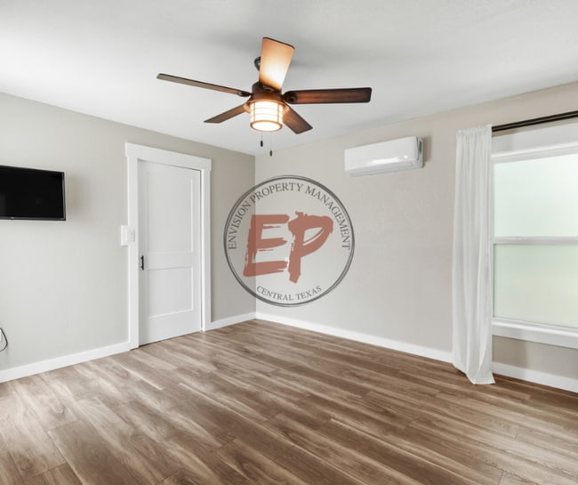 Building Photo - 915 N 19th St