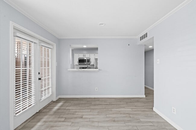 Building Photo - 14600 Fonmeadow Dr
