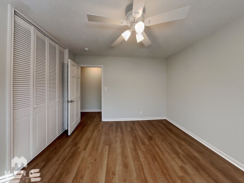 Building Photo - 1840 Westridge Dr