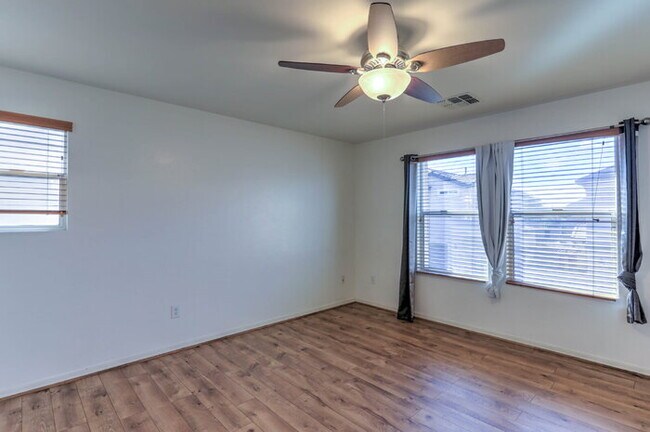 Building Photo - Rancho Sahuarita