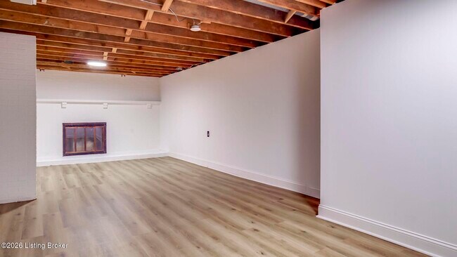 Building Photo - 2706 Lime Kiln Ln