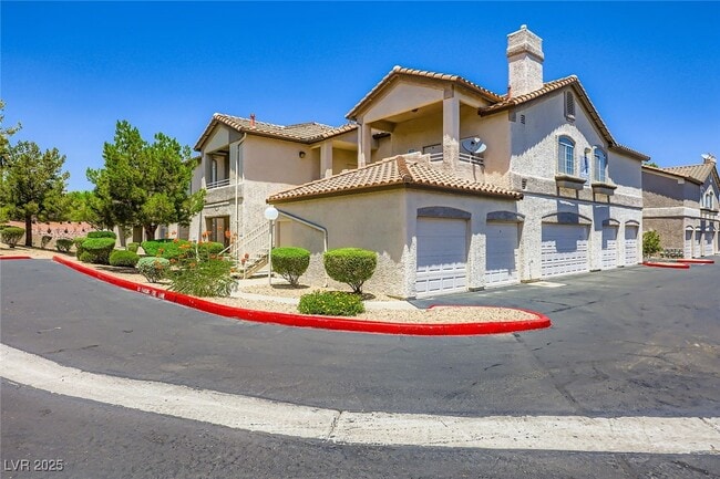 Building Photo - 75 N Valle Verde Dr