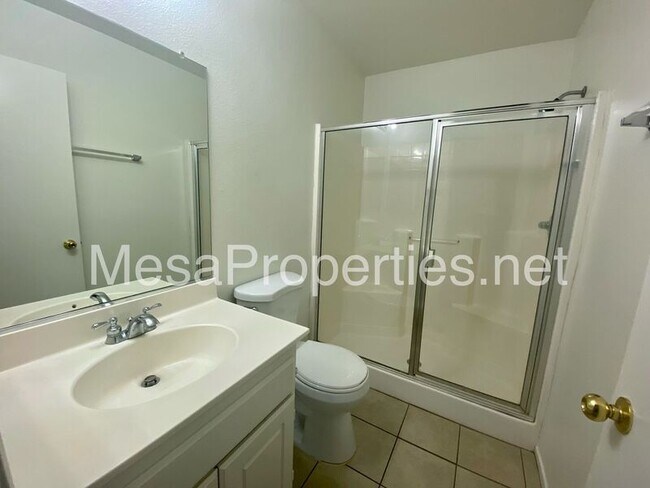 Building Photo - 13323 Somerset St