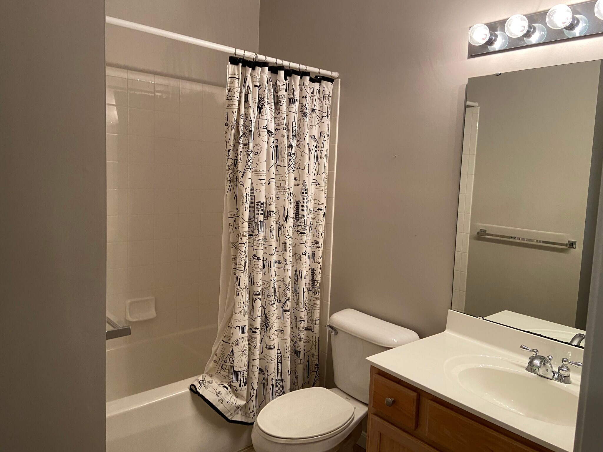 Building Photo - 354 Shadow Ridge Dr