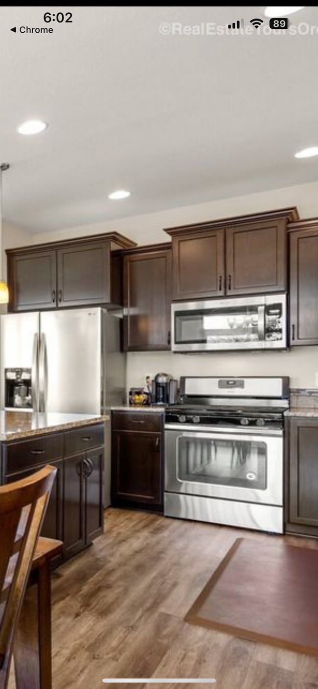 Building Photo - 5909 NE 38th Ct