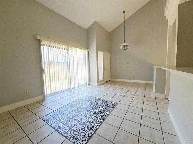 Building Photo - 12625 Newbrook Dr