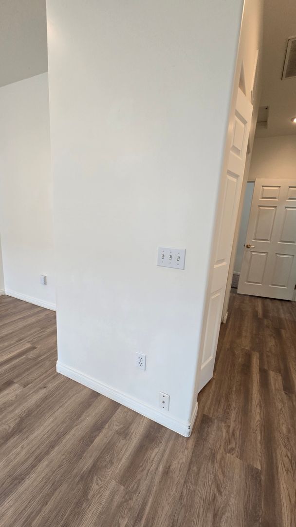 Building Photo - 716 Meadow Grove Ct