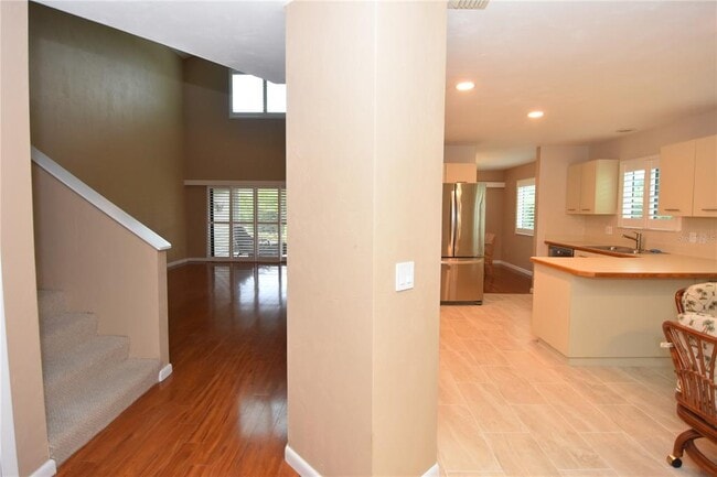 Building Photo - 26 Landings Ln