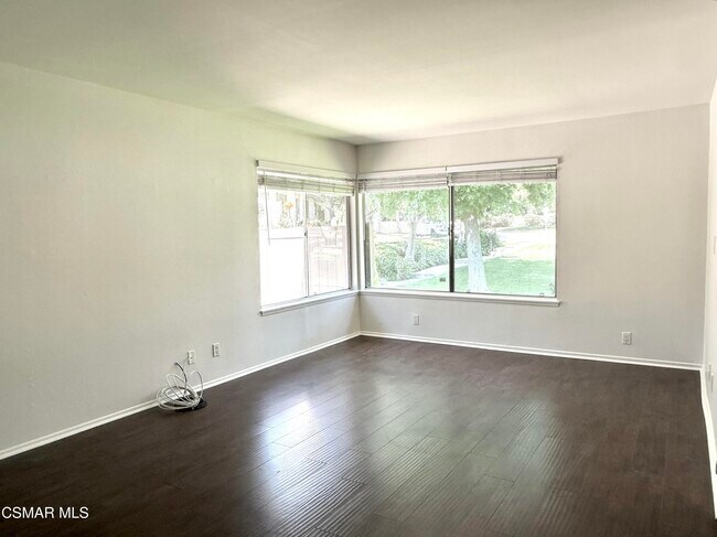 Building Photo - 1656 Orinda Ct