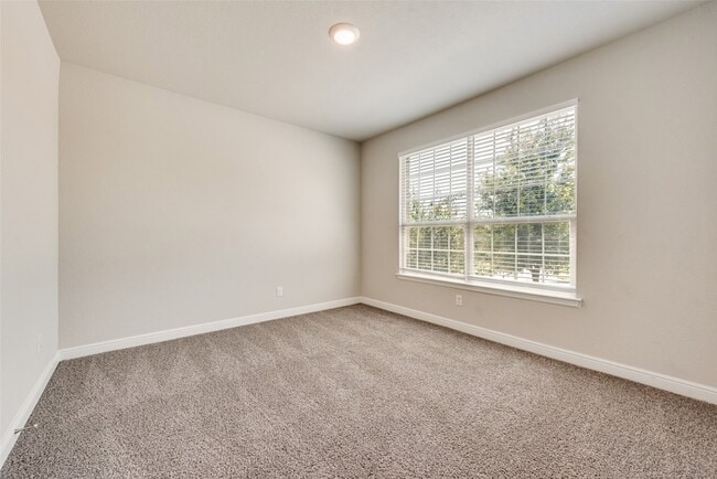 Building Photo - 270 Irish Moss Dr
