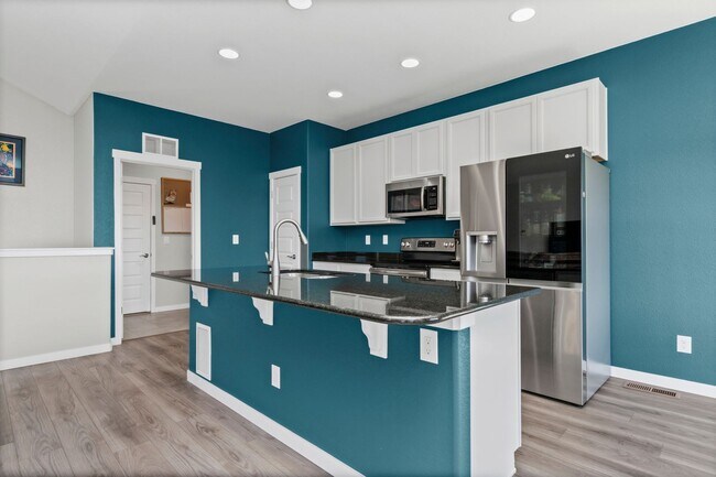 Building Photo - 4 Bedroom Ranch home in Severance