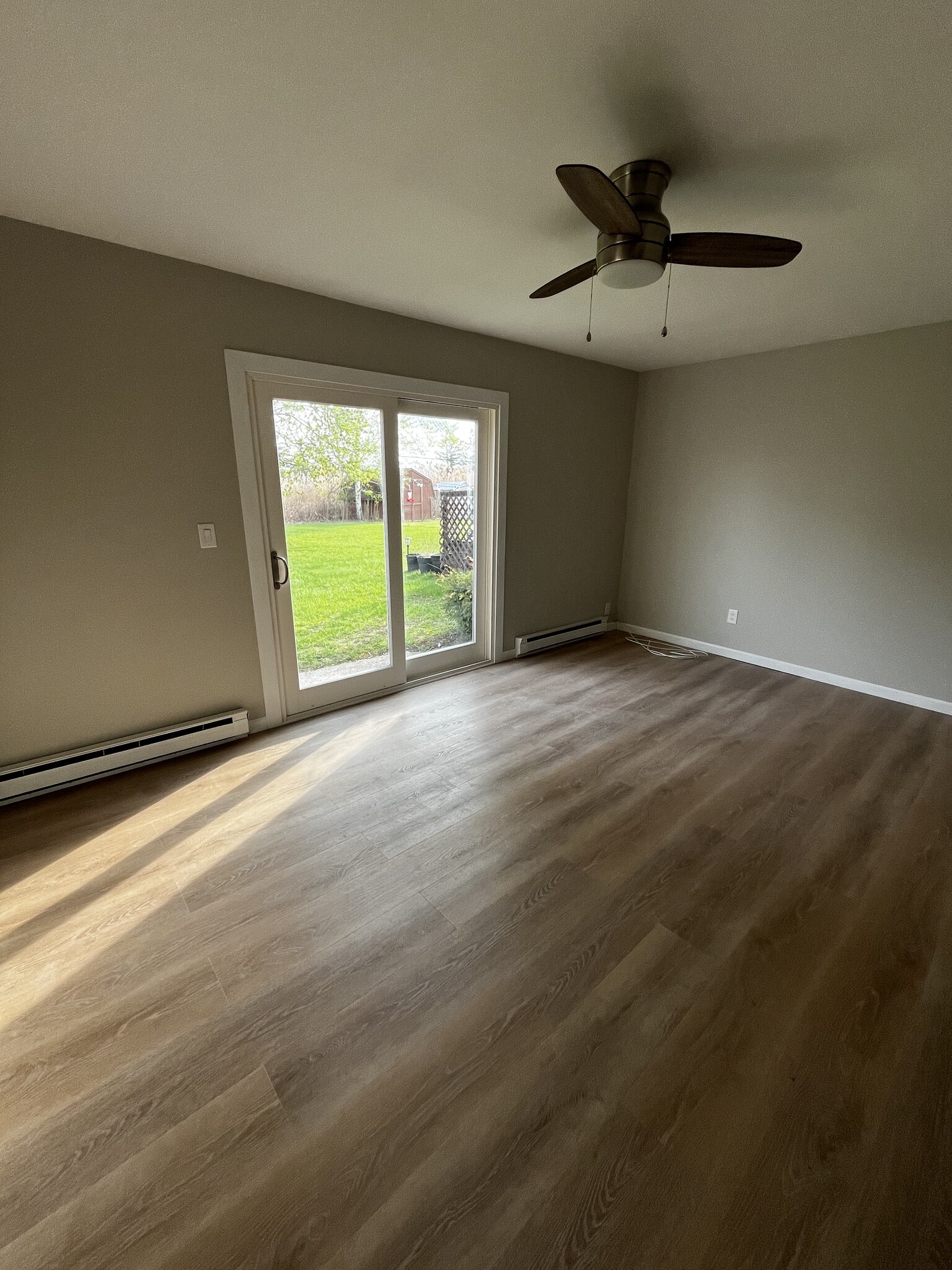 Living Room - 56 Suncrest Dr