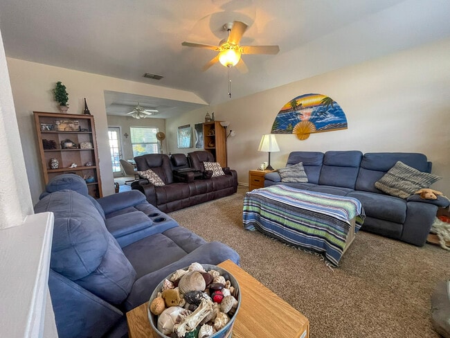 Building Photo - 13954 Seafarer Dr