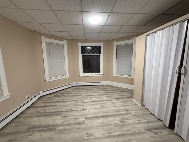 Building Photo - 9 Winslow St