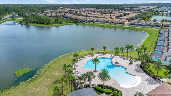 Building Photo - 2406 Dubai St