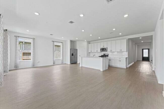 Building Photo - 16503 Mesquite Fld Dr