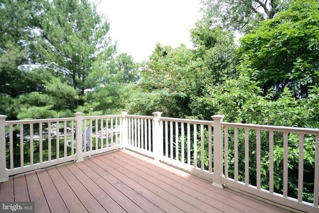 Building Photo - 6506 Wiltshire Dr