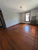 Building Photo - 24 Hallock Ave