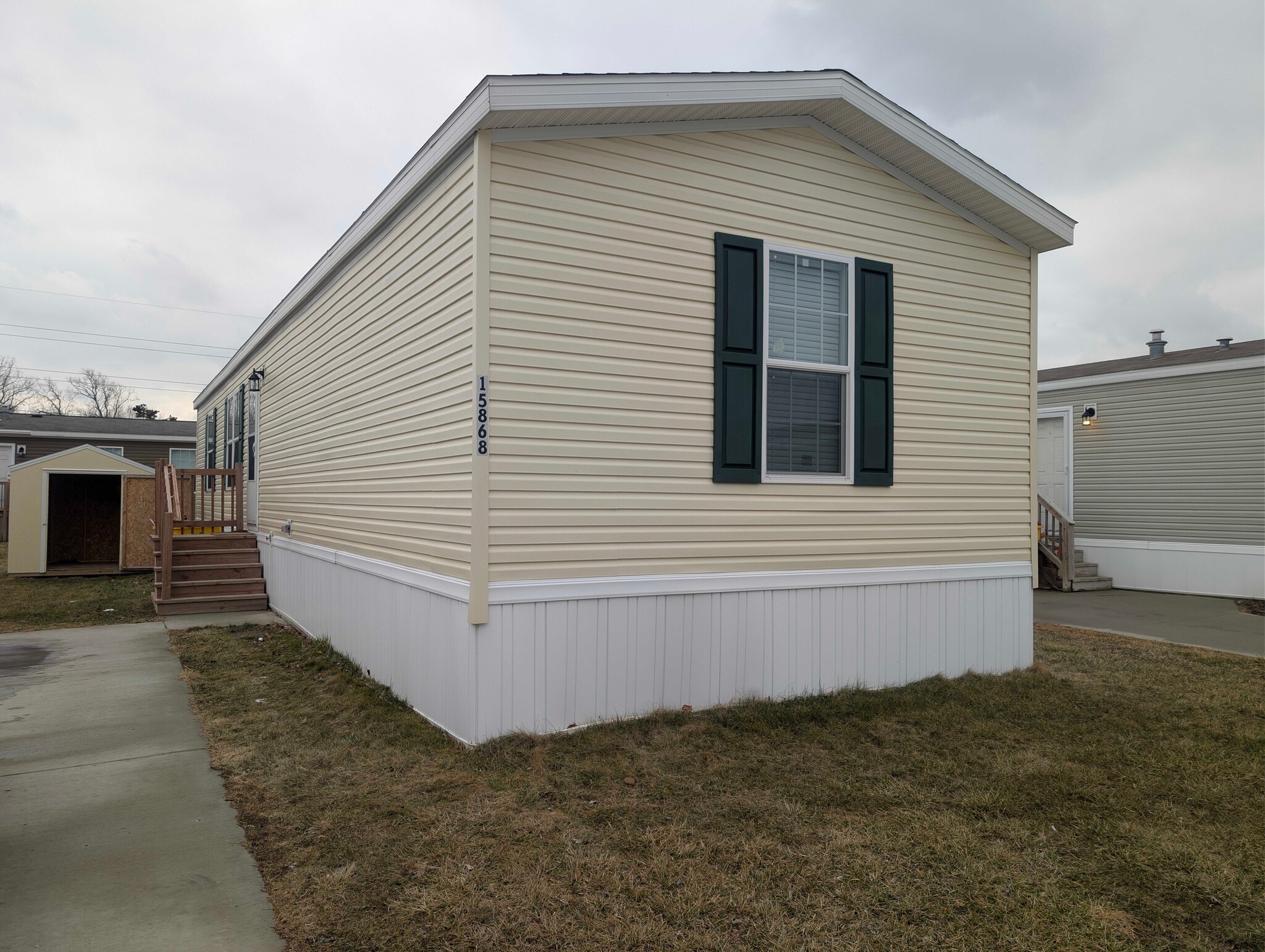 Building Photo - 15868 Marentette Dr
