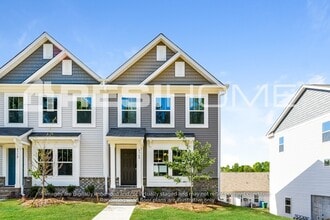 Building Photo - 8368 Waxhaw Hwy