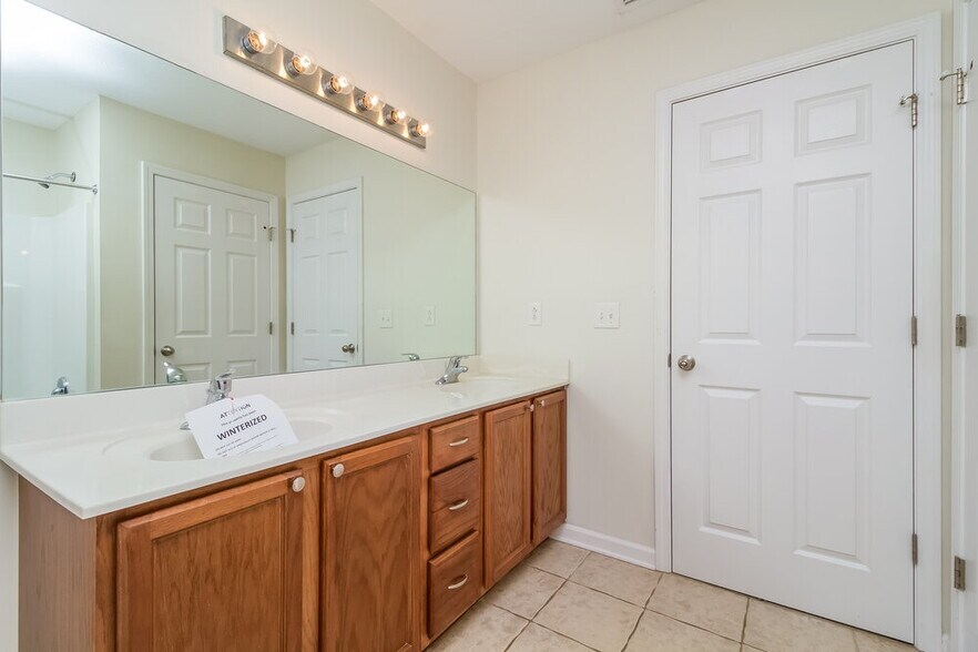 Building Photo - 3506 Perlino Dr