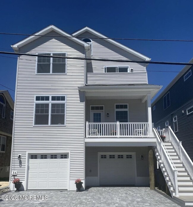 Building Photo - 36 1st Ave