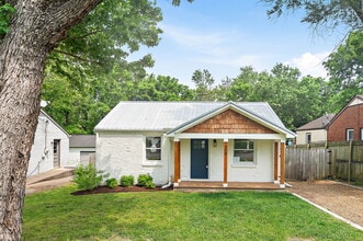 Building Photo - 806 Washington Ave