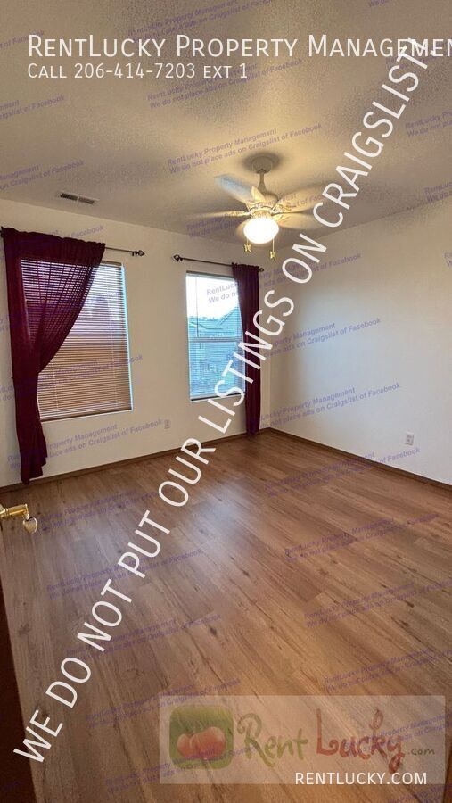 Building Photo - 9441 Country Hollow Dr E