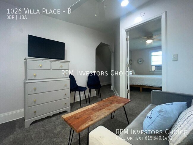 Building Photo - 1026 Villa Pl